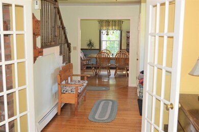 258 Chestnut St, Hudson, MA 01749 - photo 4