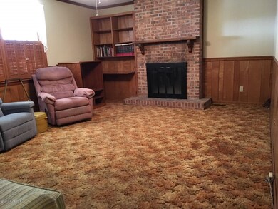 706 Kathryn Ave, Jacksonville, NC 28540 - photo 2