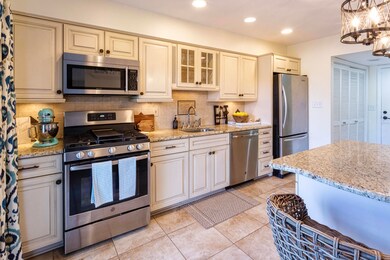 46CotswoldCir-76