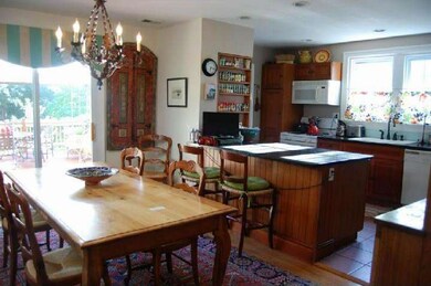 452 Saint Davids Ave, Wayne, PA 19087 - photo 6