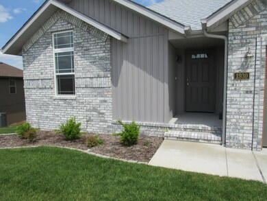 1930 Seabrook Dr, Nixa, MO 65714 - photo 2