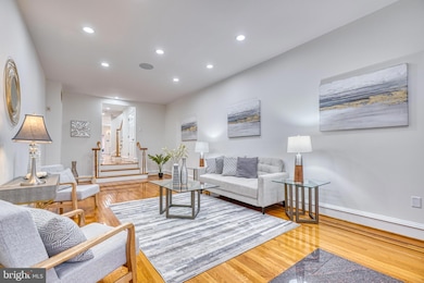 811 S Sharp St, Baltimore, MD 21230 - photo 2