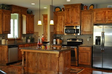 22641 S Roosevelt St, Spring Hill, KS 66083 - photo 5