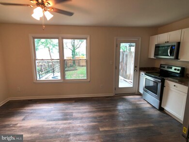 1456 Harford Square Dr, Edgewood, MD 21040 - photo 3