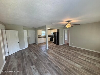 2431 Emily Dr, Jacksonville, FL 32216 - photo 3