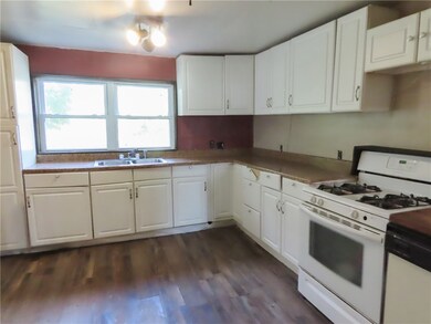 2007 Cayuga St, Romulus, NY 14541 - photo 5