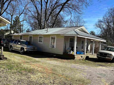 122 Woodland Rd