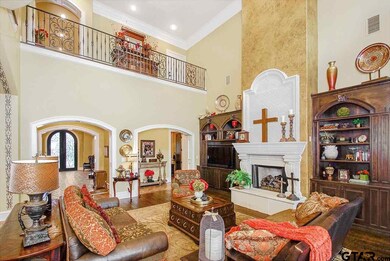 2070 Equestrian Ln, Tyler, TX 75703 - photo 4