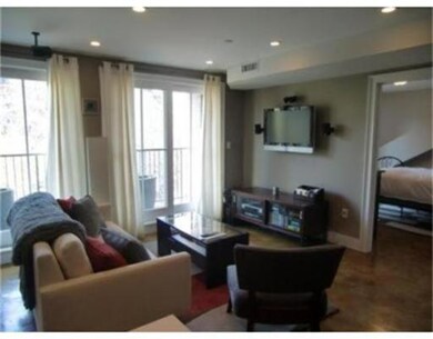 64-66 Salem St unit 3R, Boston, MA 02113 - photo 5