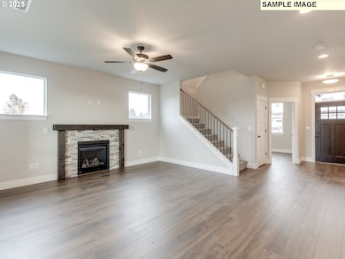 798 NE Saling Dr E unit 89, Estacada, OR 97023 - photo 3