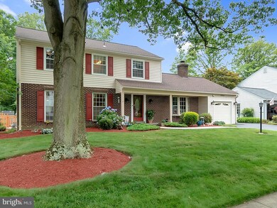 10901 Rippon Lodge Dr, Fairfax, VA 22032 - photo 2