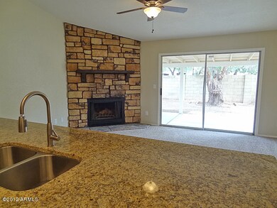 Interior/Kitchen
