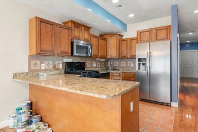 176 Magnolia St unit B, Dorchester, MA 02125 - photo 5