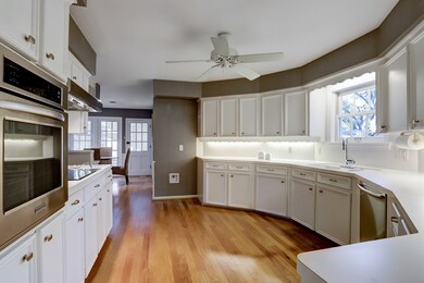 12202 Pebblebrook Dr, Houston, TX 77024 - photo 7