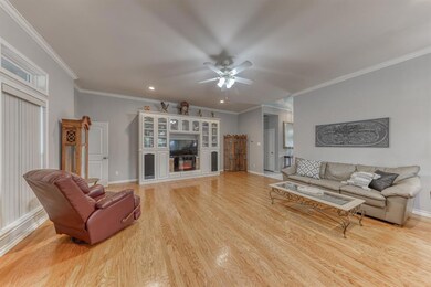 206 Woodcrest St, Weatherford, TX 76087 - photo 7