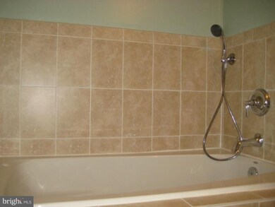 5212 F St SE unit 3, Washington, DC 20019 - photo 6