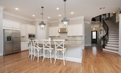 8218 Cabernet Ln, Houston, TX 77055 - photo 6