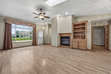 1241 74th St NE unit 1241, Cedar Rapids, IA 52402 - photo 4