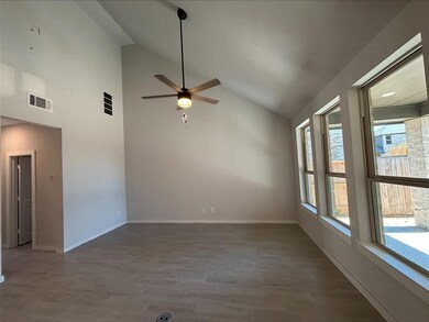Nice High Ceilings!
