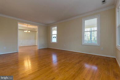 208 Woodfield Dr, Spotsylvania, VA 22553 - photo 6