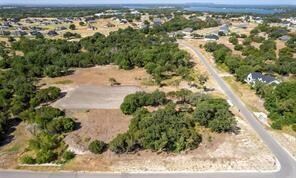 500 Lydia Ln, Granbury, TX 76049 - photo 3