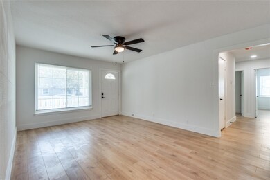 1110 Indian Hills Dr, Grand Prairie, TX 75051 - photo 4