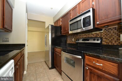 3800 Sunnyfield Ct unit 2B, Hampstead, MD 21074 - photo 4