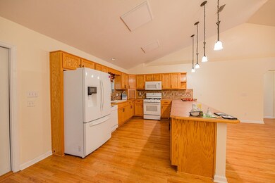 40 Saint Marks St, Crawfordville, FL 32327 - photo 5