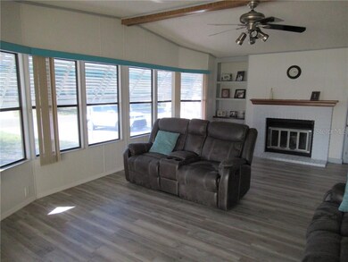 162 Kensington Park Dr, Davenport, FL 33897 - photo 3