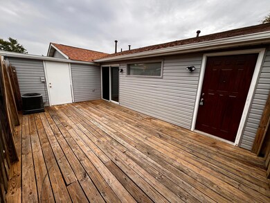 648 Cherry Ridge Rd unit A, Columbus, OH 43228 - photo 2