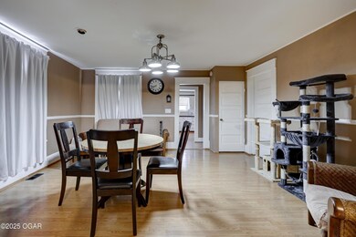 523 S Florida Ave, Columbus, KS 66725 - photo 5