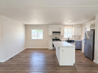 4647 Winter Ave unit Space 53, Klamath Falls, OR 97603 - photo 5