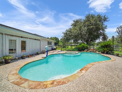 5222 Tranquil Trace, Alvin, TX 77511 - photo 6