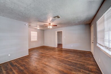 5110 Perry St, Houston, TX 77021 - photo 7