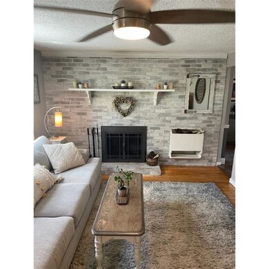 377 Elm St, East Longmeadow, MA 01028 - photo 2