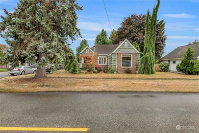 325 Varner Ave SE, Orting, WA 98360 - photo 2