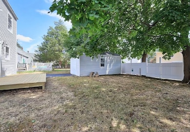 405 Ruth St, Bridgeport, CT 06606 - photo 3