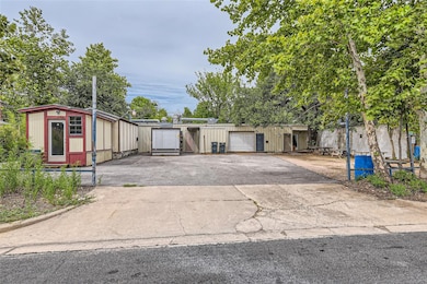 2002 Southern Oaks Dr unit 1, Austin, TX 78745 - photo 2