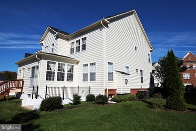 23142 Timber Creek Ln, Clarksburg, MD 20871 - photo 5