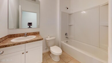 2907-Taton-Trace-Bathroom(1)