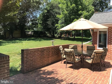 10707 Ames St, Fairfax, VA 22032 - photo 7