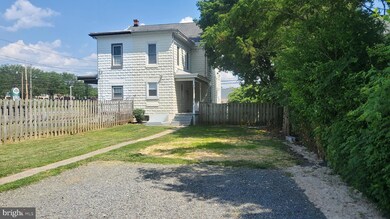 505 Pottstown Ave, Pennsburg, PA 18073 - photo 2