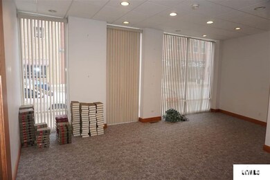 110 N Kickapoo St, Lincoln, IL 62656 - photo 6