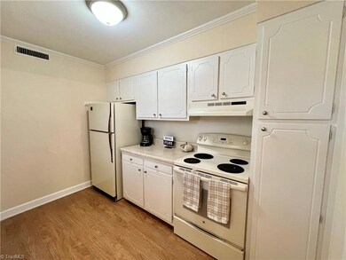 2970 Carriage Dr, Winston Salem, NC 27106 - photo 4