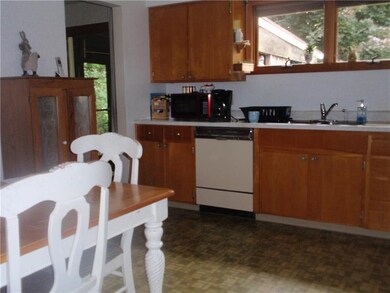 906 Mcknight Rd, Indiana, PA 15701 - photo 5