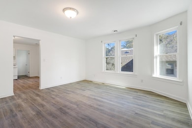 585 Sherburne Ave, Saint Paul, MN 55103 - photo 6