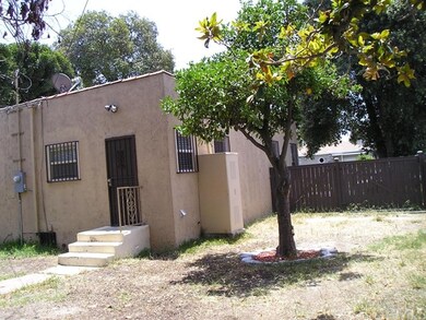 543 W Plum St, Compton, CA 90222 - photo 7