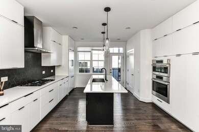 1868 Michael Faraday Dr, Reston, VA 20190 - photo 5