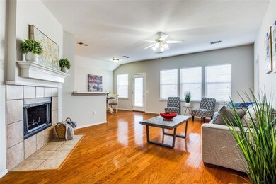 319 Lake Texoma Dr, Wylie, TX 75098 - photo 3