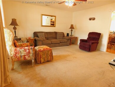 3120 31st St, Nitro, WV 25143 - photo 3